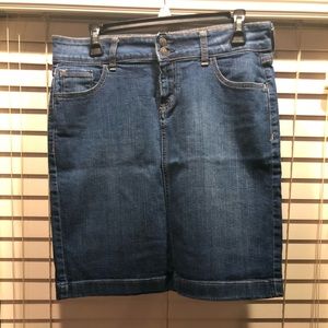 Old Navy denim skirt
